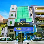 Hotel Lazeez - Near Central Market